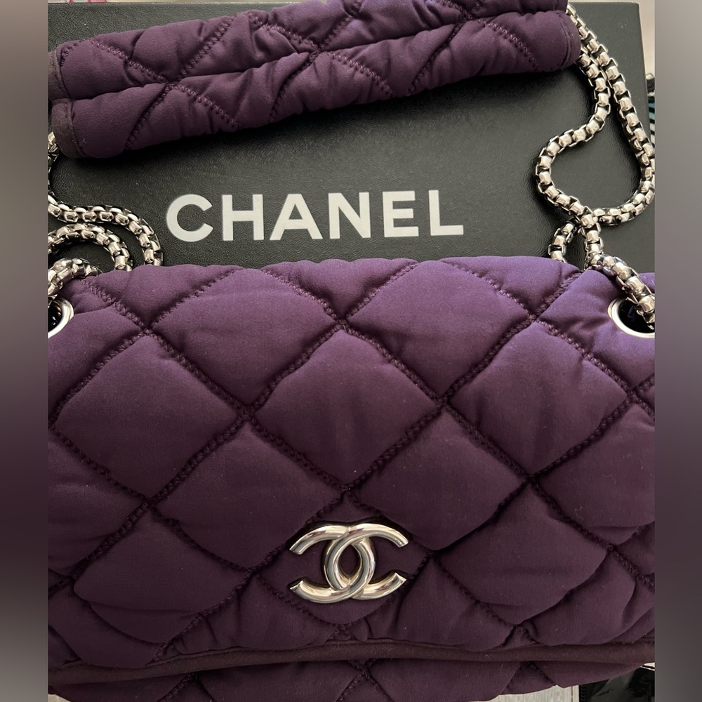 CHANEL Purple Quilted Bubble Shoulder Bag Chain Link Silver CC Chain Strap Purse